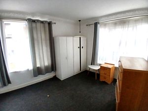 Photo 8- click for photo gallery